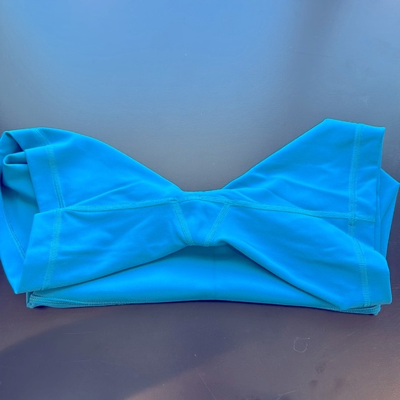 Lululemon Wunder Train shorts. - Picture 3 of 5